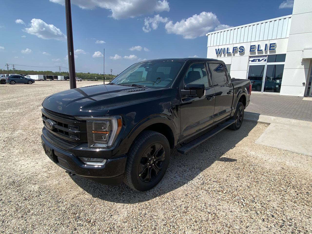 New 2023 Ford F-150 LARIAT 4WD SUPERCREW 5.5' BOX for sale in Elie, MB