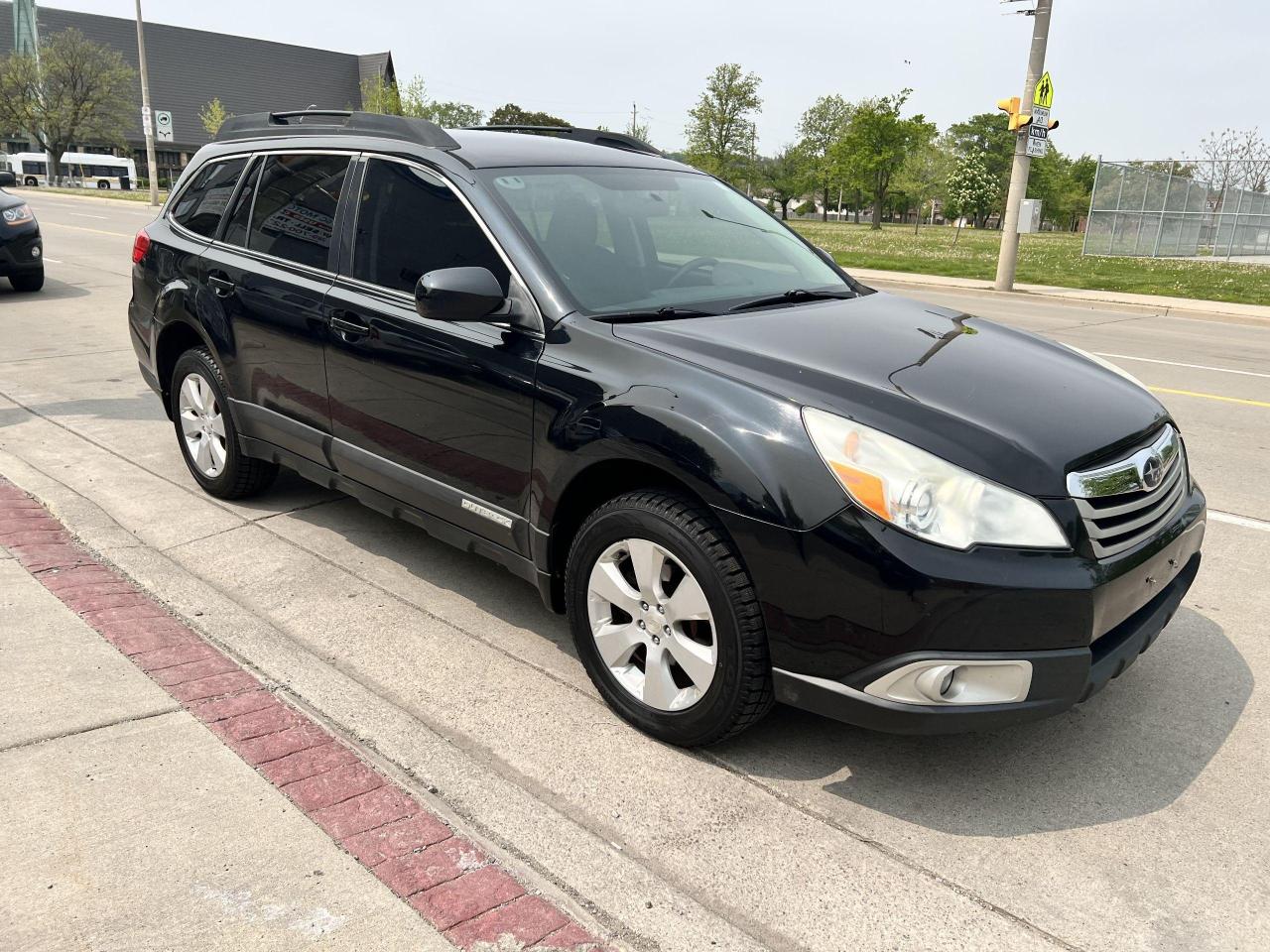 2012 Subaru Outback 5dr Wgn CVT 2.5i w/Convenience Pkg - Photo #6