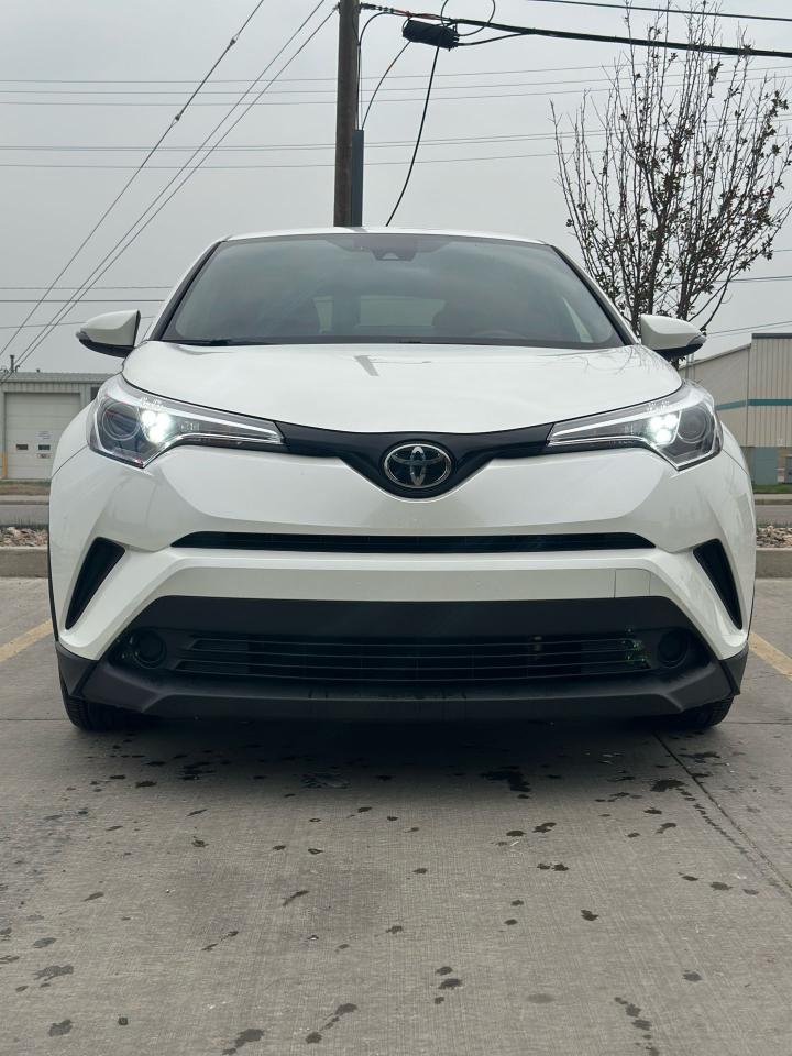2019 Toyota C-HR Limited - Photo #5