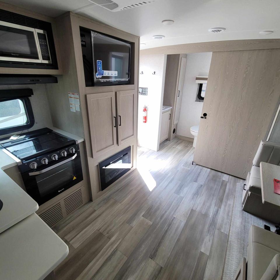 2023 Rockwood Mini Lite 2511 MINI LITE Photo4
