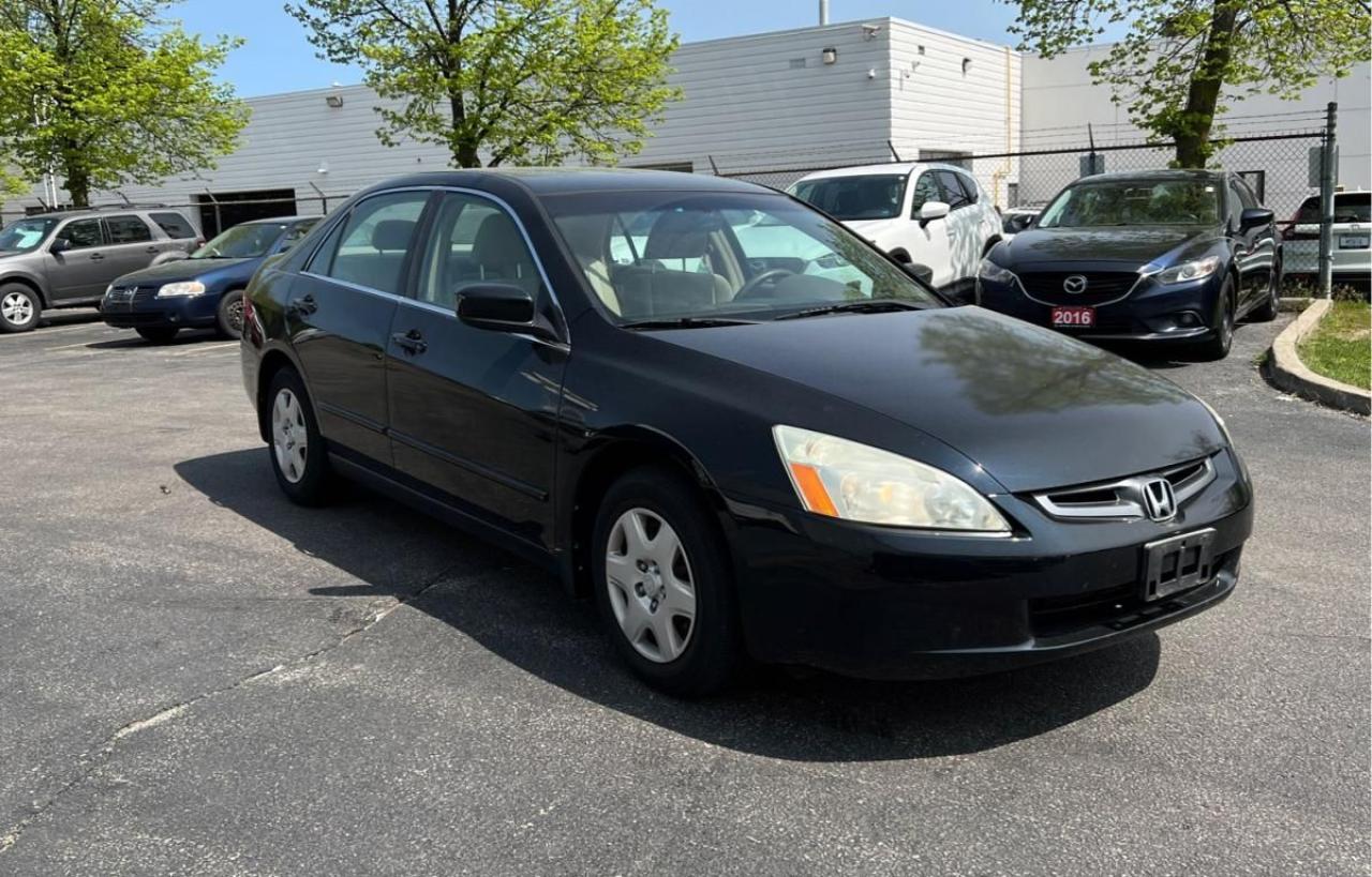 Used 2005 Honda Accord *Excellent Condition/Rare 5 Speed Manual Transmission* for sale in Hamilton, ON