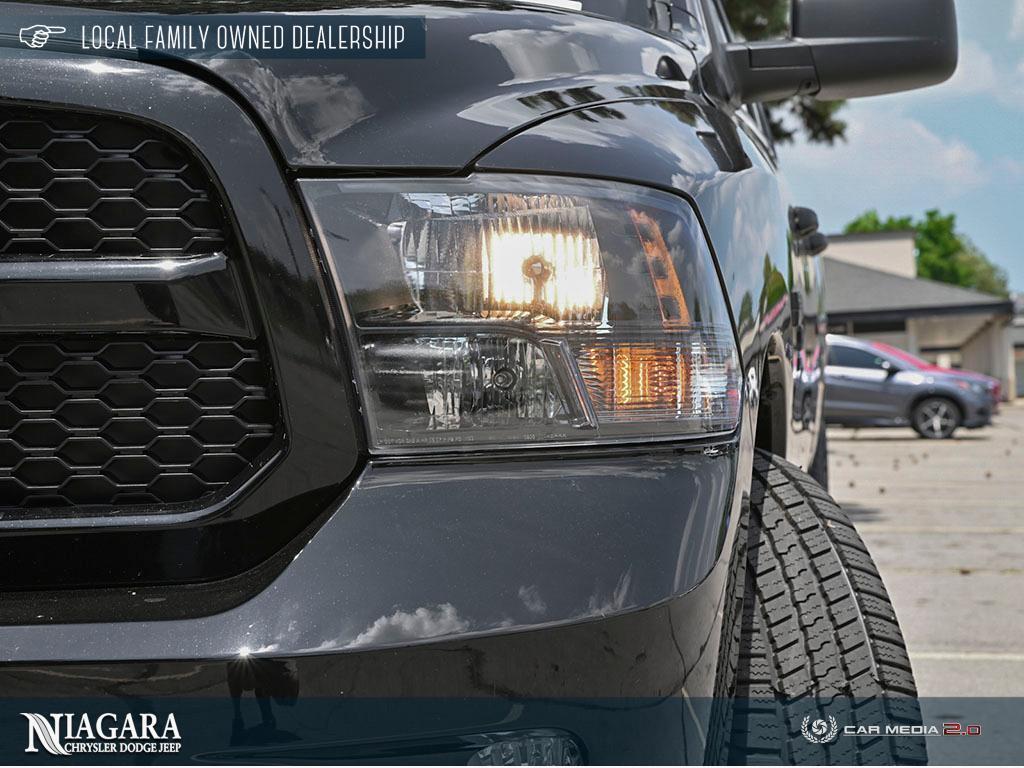 2023 RAM 1500 Classic Night Edition - Photo #10