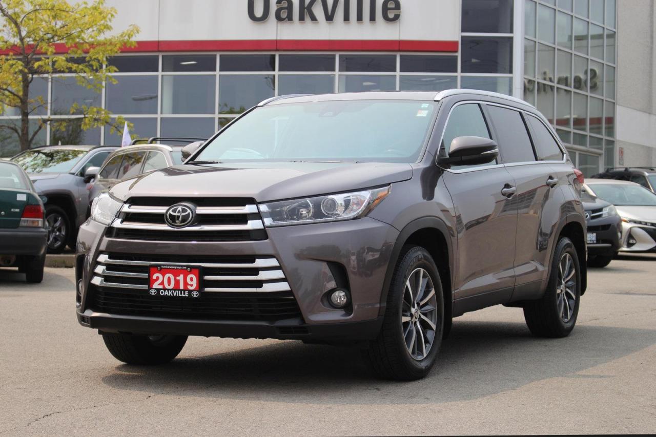 Used 2019 Toyota Highlander XLE AWD 8-PASS | LOW KM | NAVI for sale in Oakville, ON