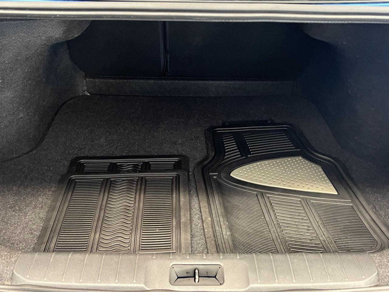 2020 Nissan Sentra SR+Adaptive Cruise+LaneKeep+Roof+CLEAN CARFAX - Photo #27