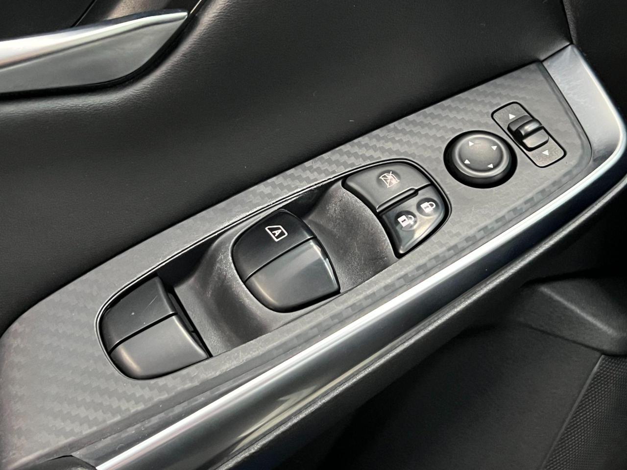 2020 Nissan Sentra SR+Adaptive Cruise+LaneKeep+Roof+CLEAN CARFAX - Photo #52