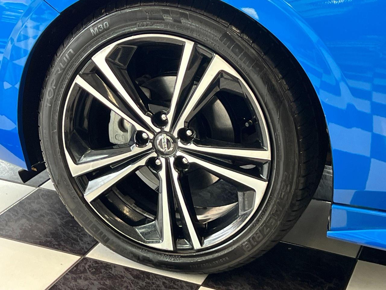 2020 Nissan Sentra SR+Adaptive Cruise+LaneKeep+Roof+CLEAN CARFAX - Photo #53
