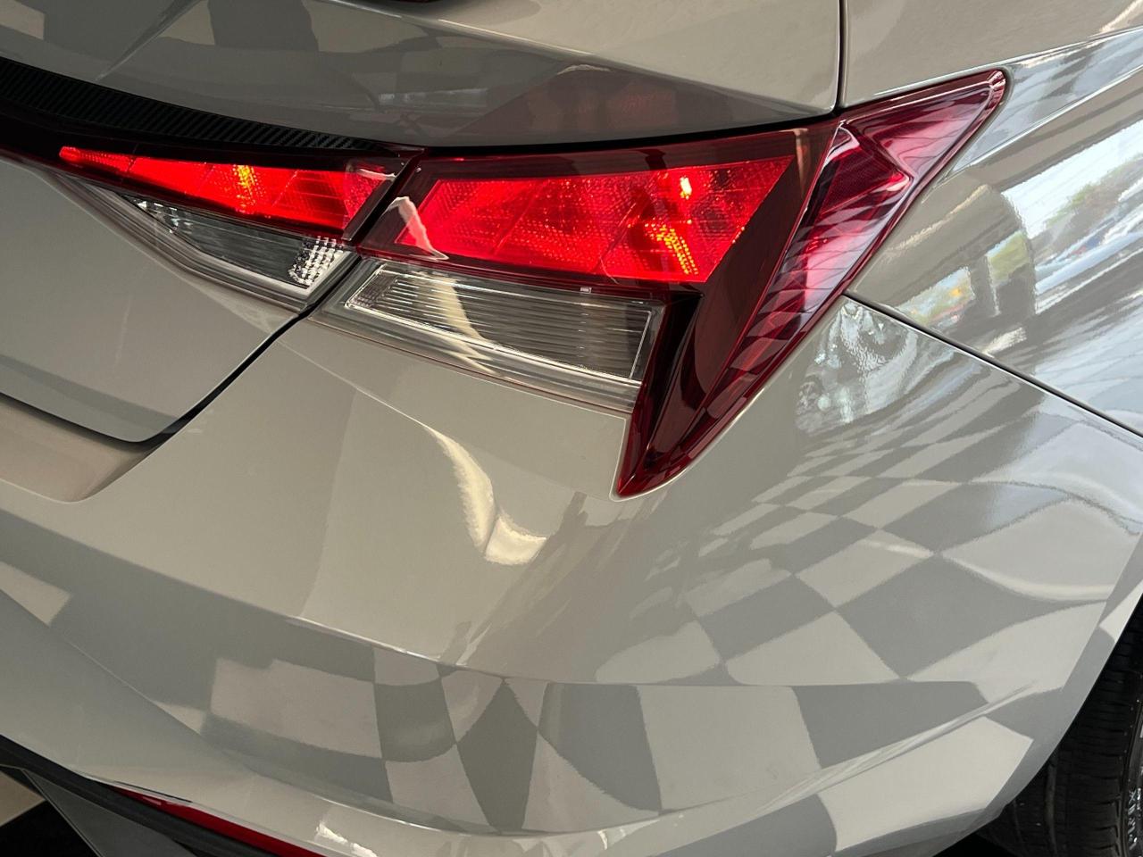 2021 Hyundai Elantra Preferred+Lane Keep+Apple Play+Camera+CLEAN CARFAX - Photo #59