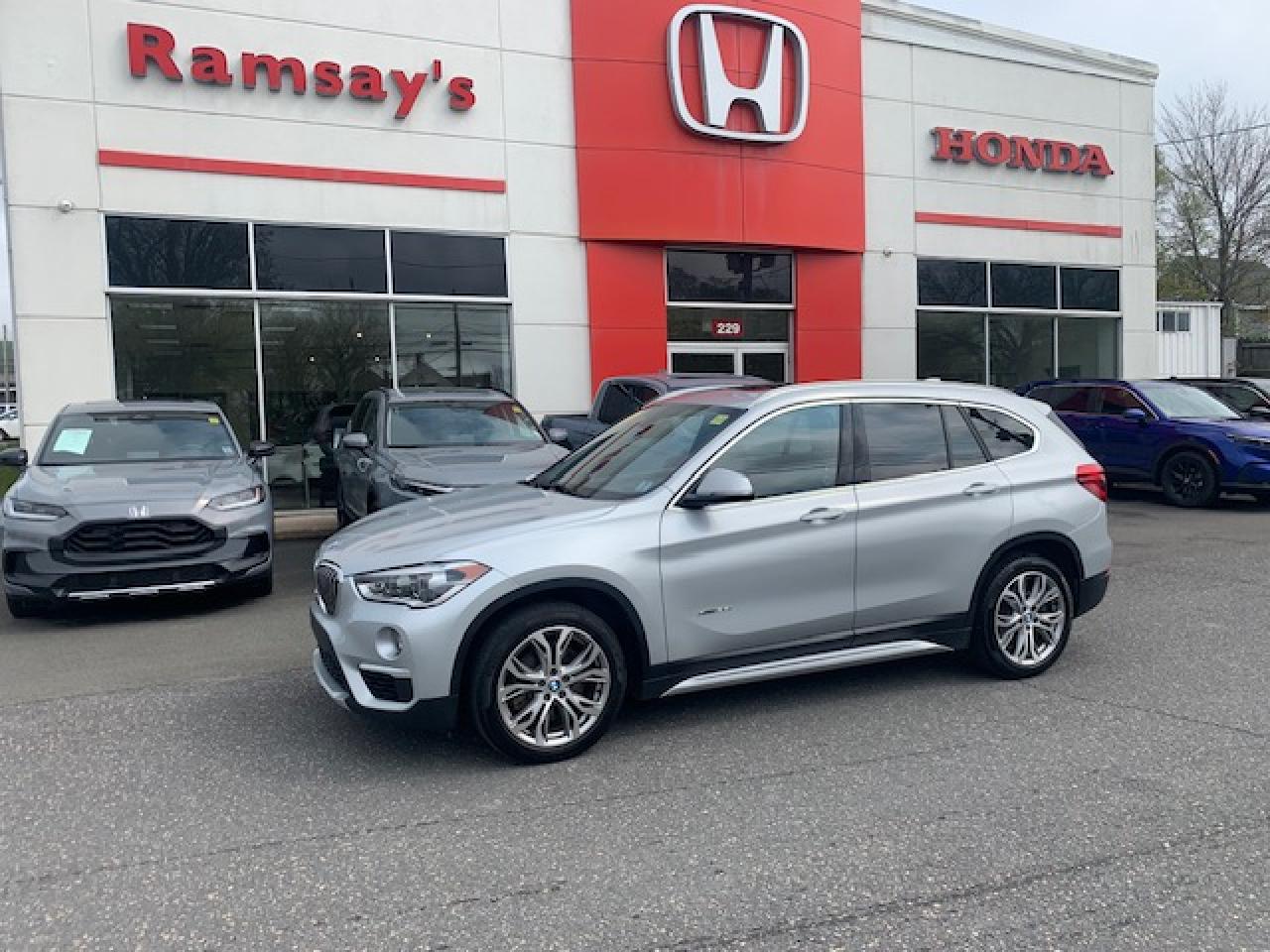 2018 BMW X1 xDrive28i Photo11