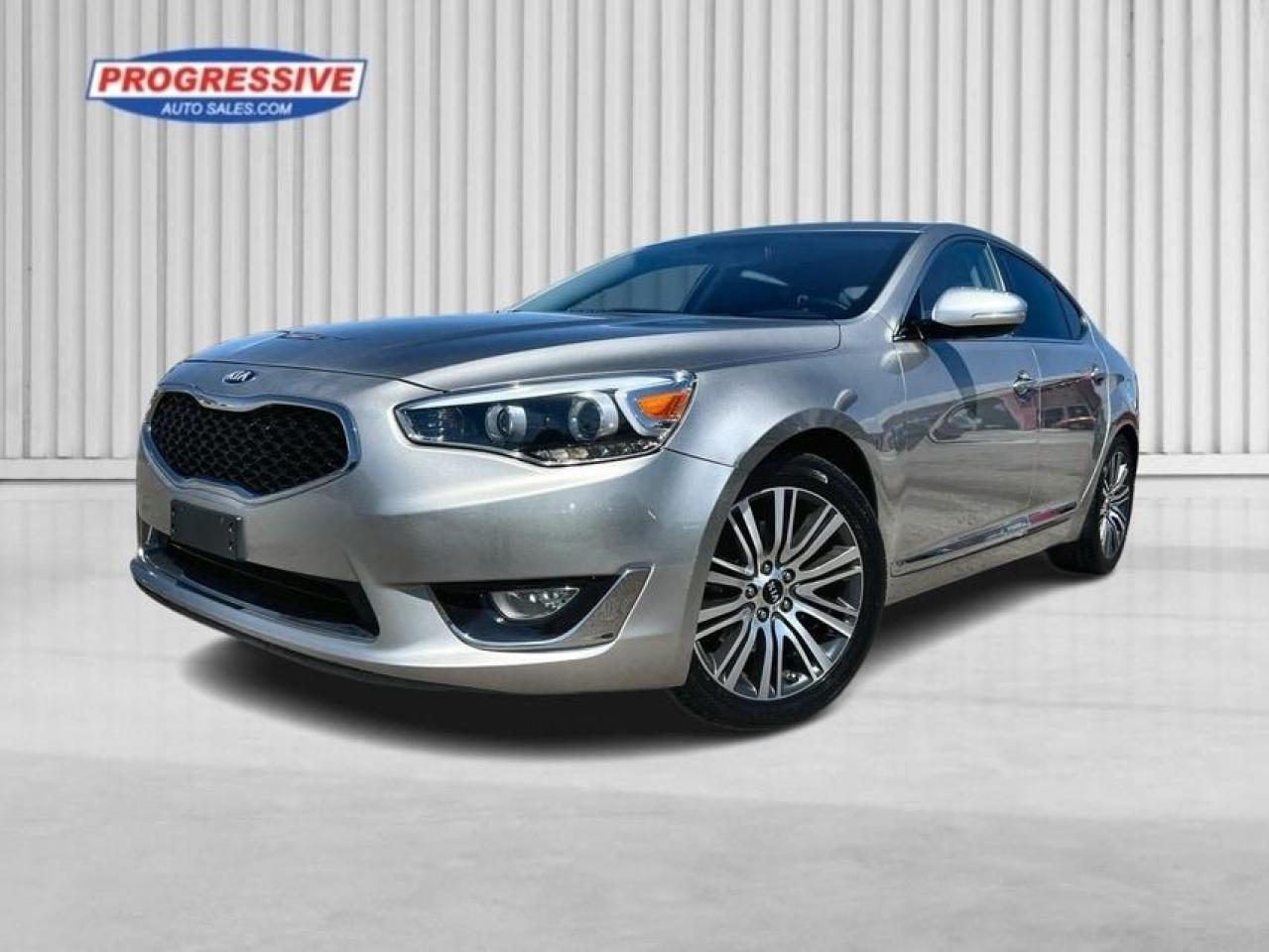 Used 2014 Kia CADENZA  for sale in Sarnia, ON