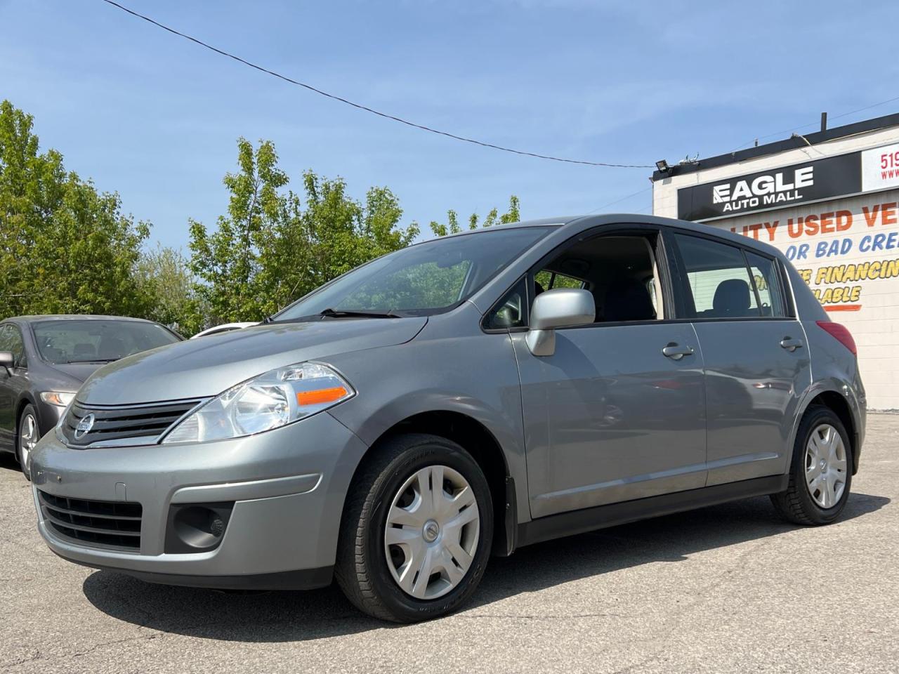 Used 2011 Nissan Versa Keyless Entry * Power Locks * Power Windows * Traction Control * AM/FM/CD/Aux * Cloth Seats * Climate Control * 12V DC Outlet * Rear Child Door Locks for sale in Cambridge, ON