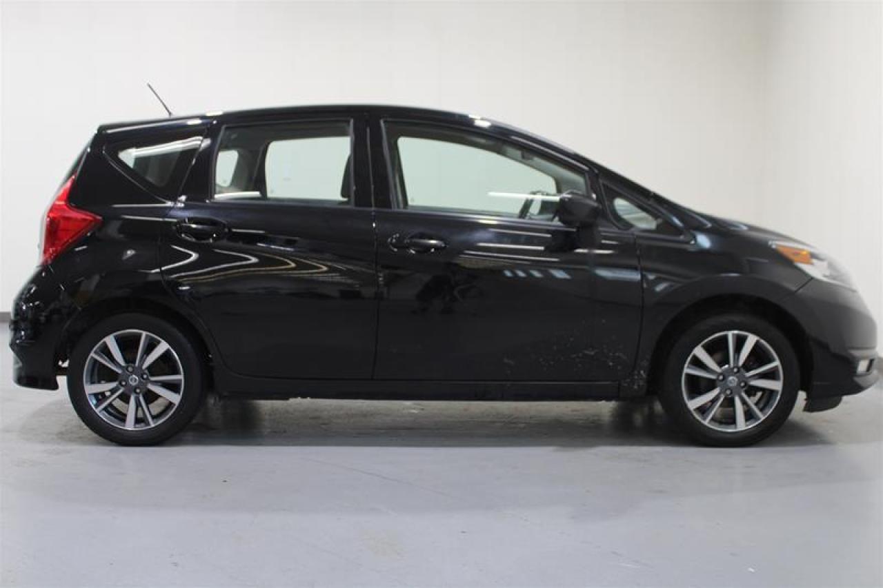 Used 2017 Nissan Versa Note Hatchback 1.6 SL CVT for sale in Cambridge, ON