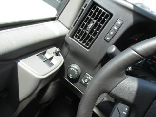 2022 GMC Savana 3500 RWD 3500 155" - Photo #11