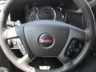 2022 GMC Savana 3500 RWD 3500 155" - Photo #12