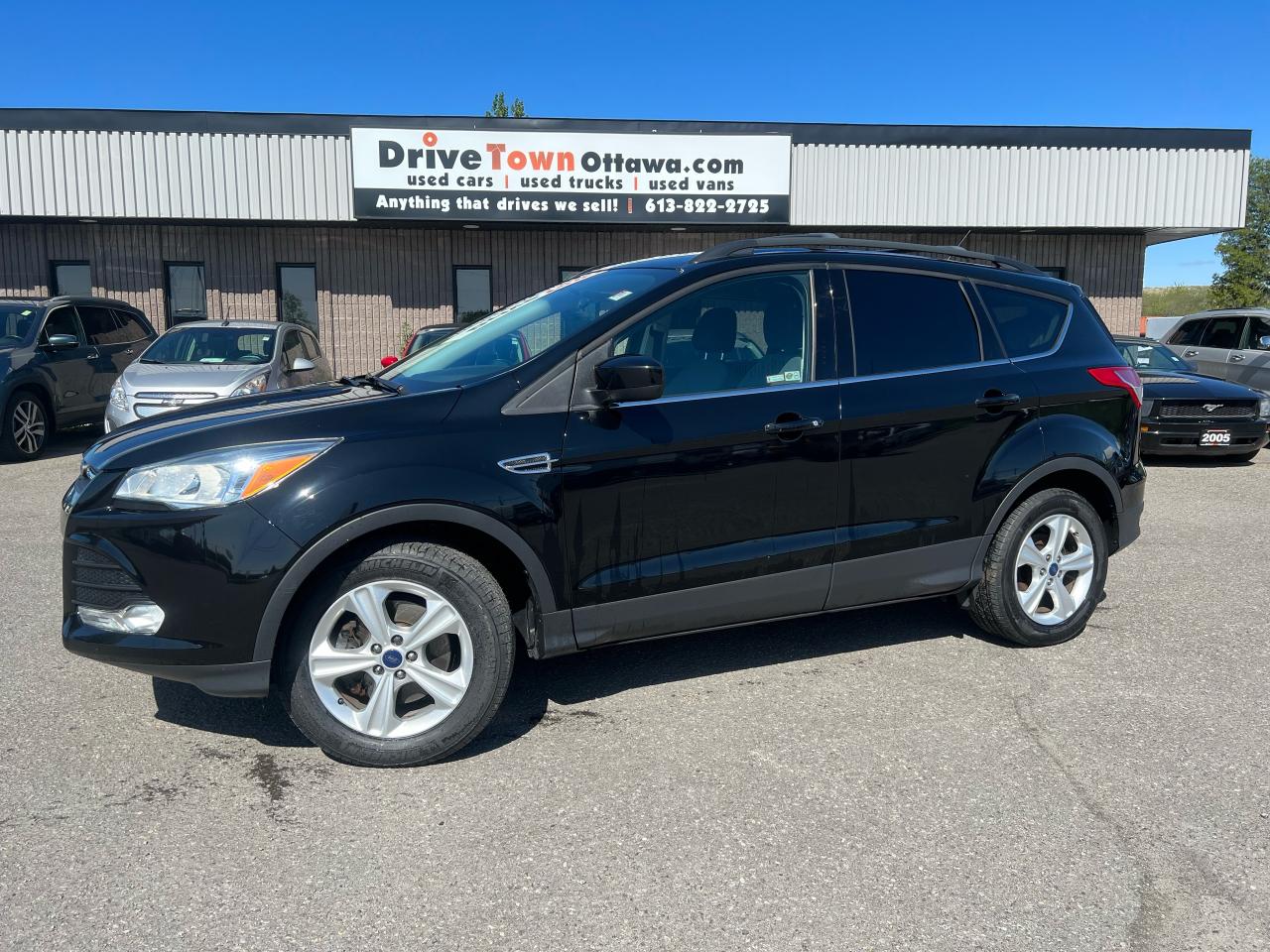 2016 Ford Escape SE AWD - Photo #1