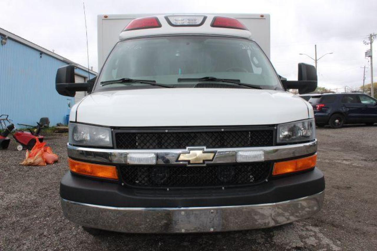2016 Chevrolet Express  Photo