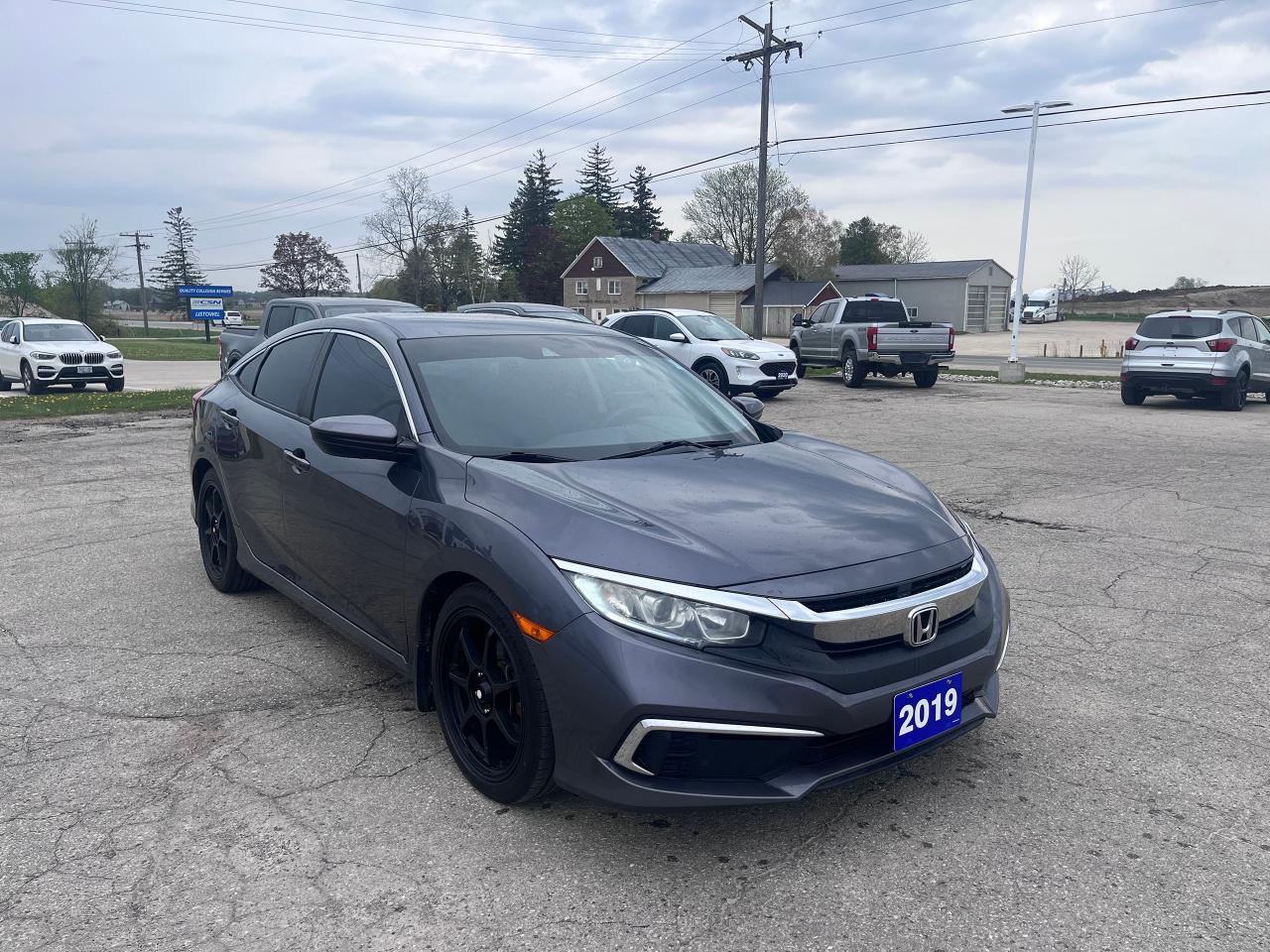 2019 Honda Civic LX Photo1