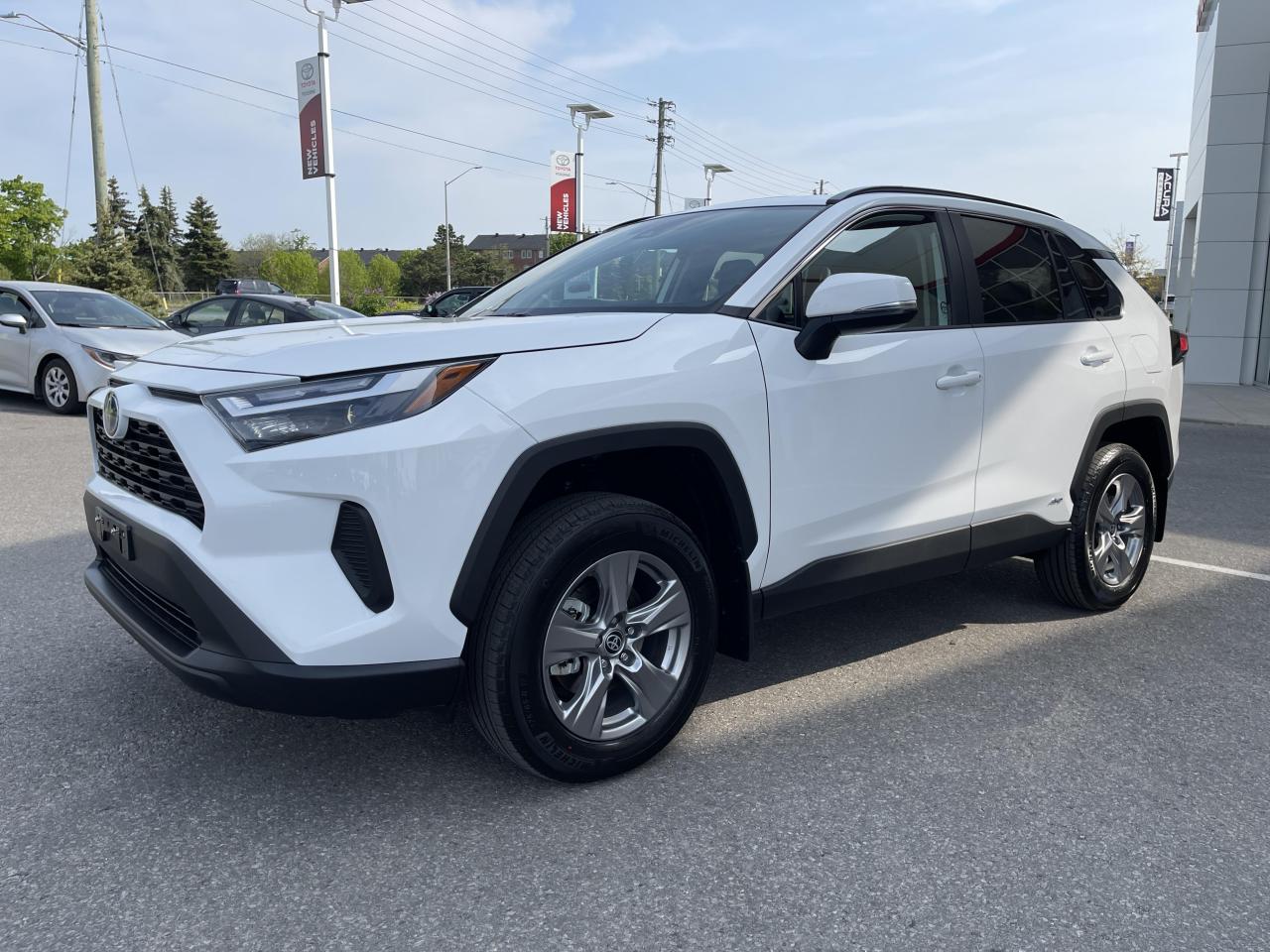 Used 2023 Toyota RAV4 Hybrid Hybrid XLE AWD for sale in Pickering, ON