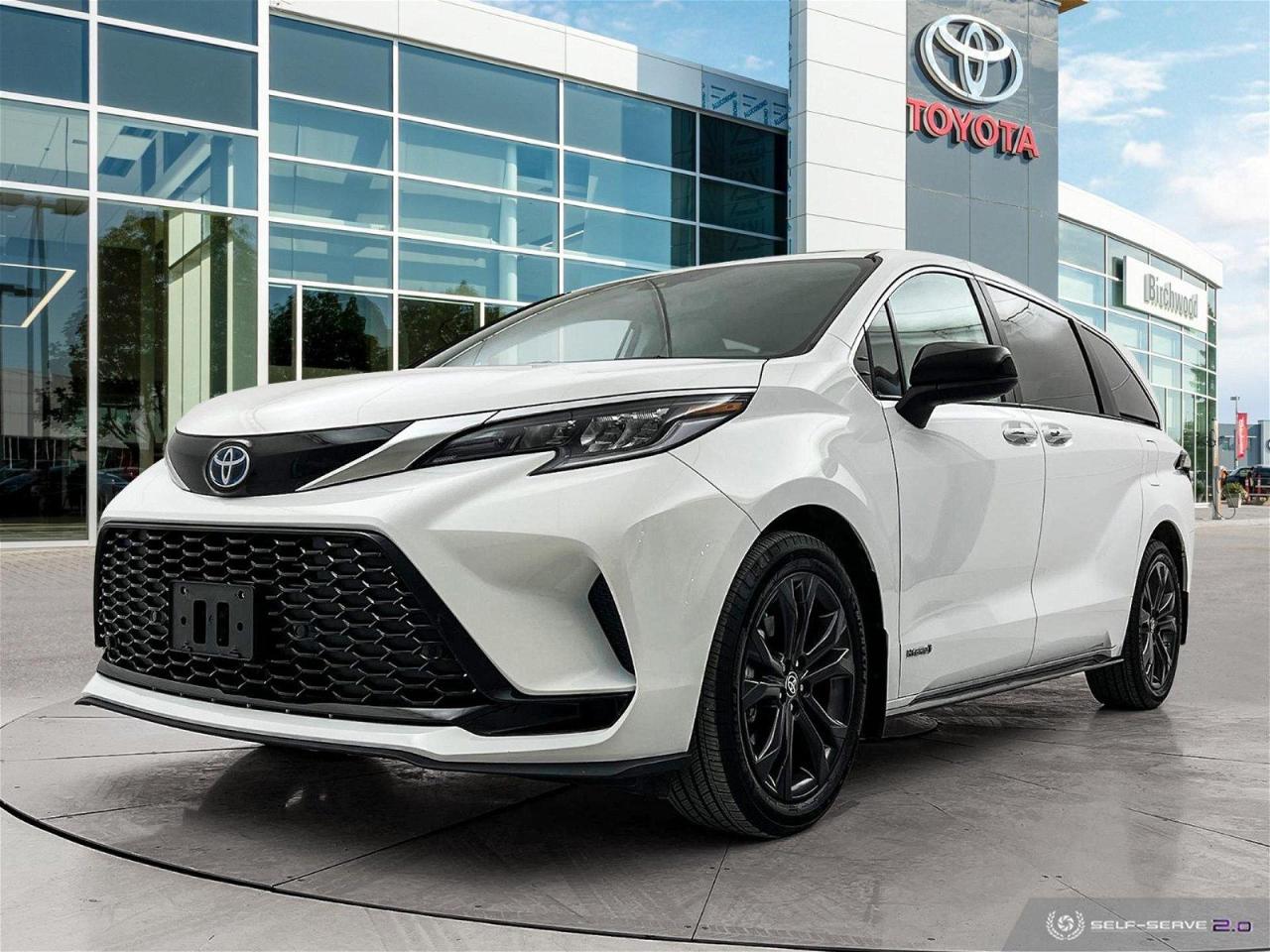 Used 2021 Toyota Sienna XSE FWD | NAV | HTD Steering | CarPlay for sale in Winnipeg, MB