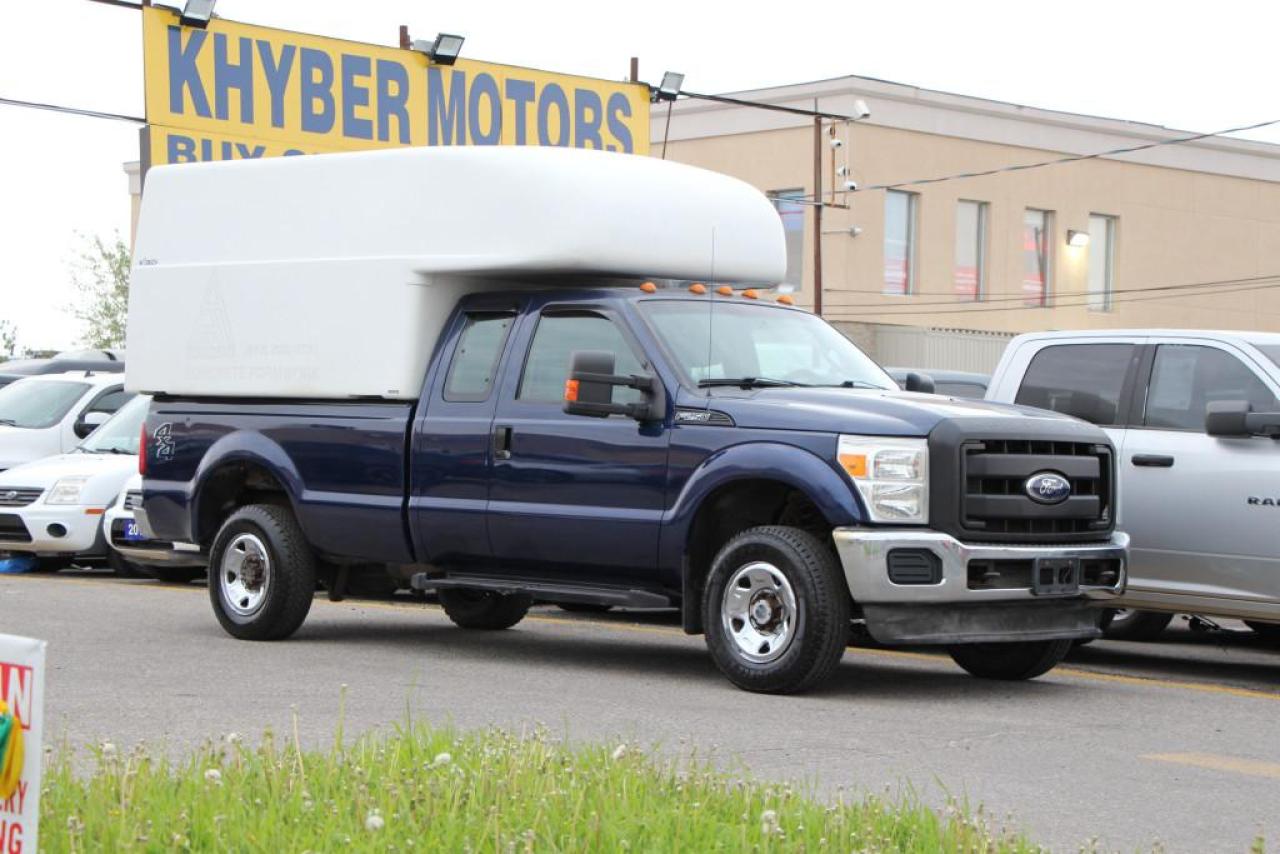 Used 2011 Ford F-250 Super Duty 4WD 8FT for sale in Brampton, ON