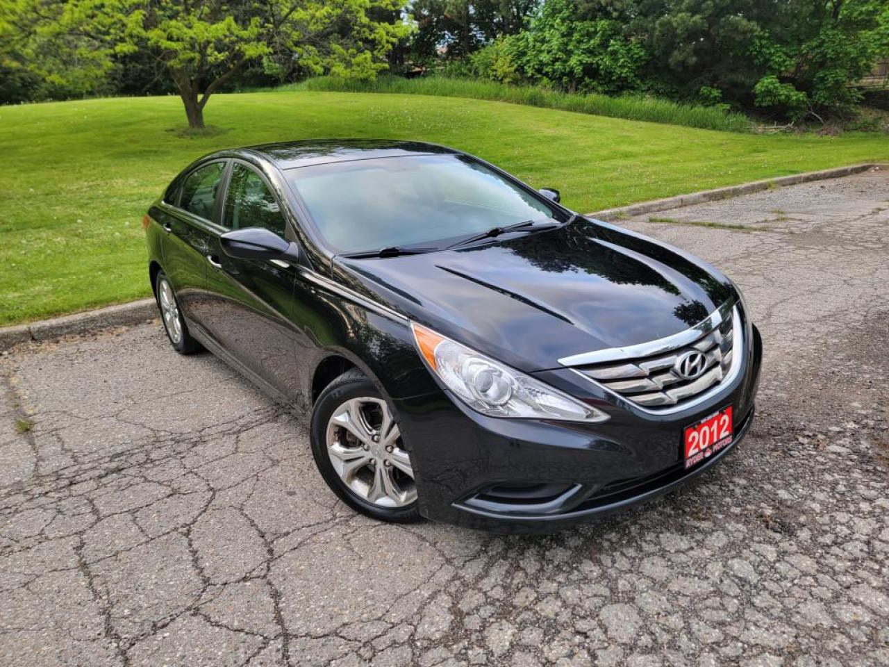 Used 2012 Hyundai Sonata ALLOY,HEATED SEATS,BLUETOOTH,REAR CAM,CERTIFIED for sale in Mississauga, ON