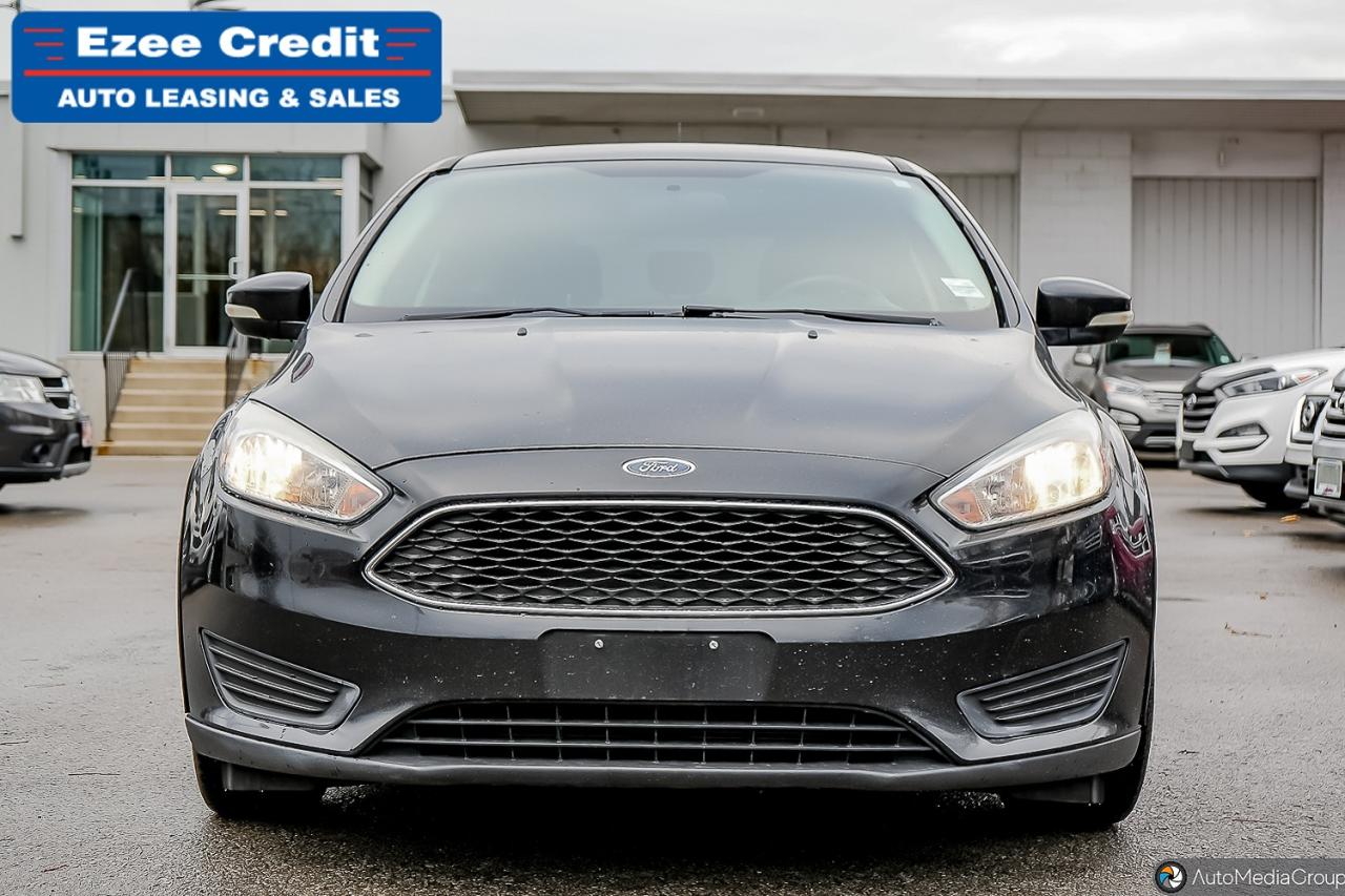 2015 Ford Focus SE Photo2