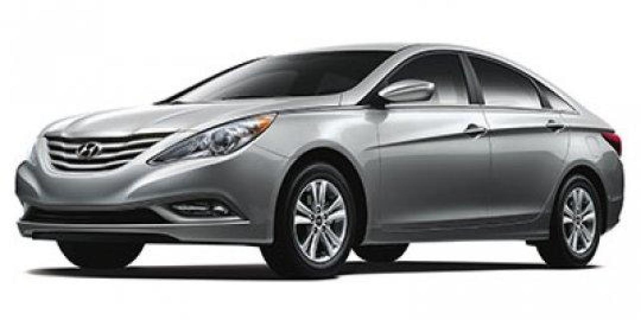 Used 2013 Hyundai Sonata GL for sale in North Bay, ON