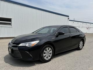 Used 2017 Toyota Camry LE Hybrid Reverse Camera Power Group for sale in Kitchener, ON
