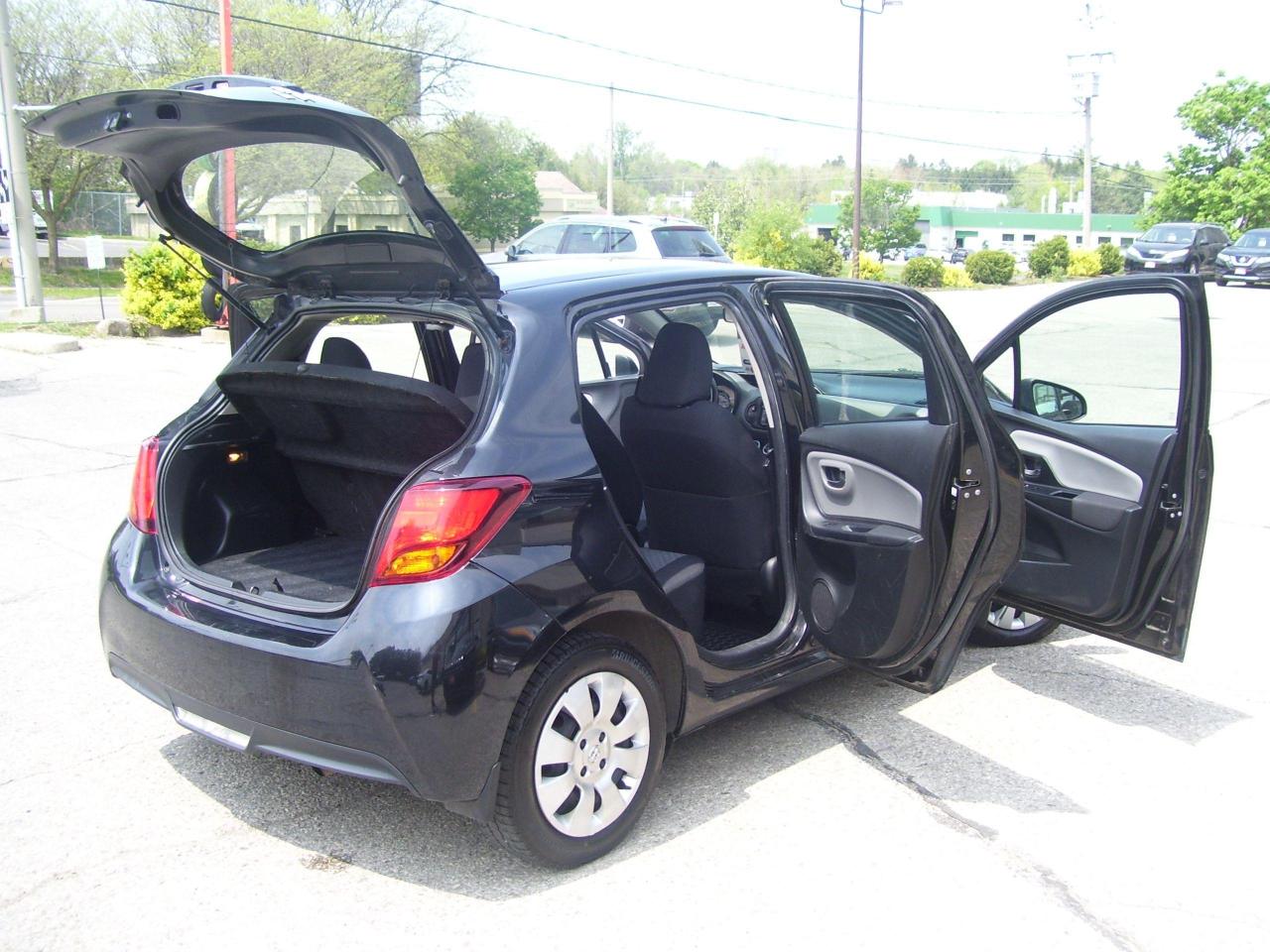 2015 Toyota Yaris LE,Auto,A/C,Gas Saver,Certified,Key Less,New Brake - Photo #21