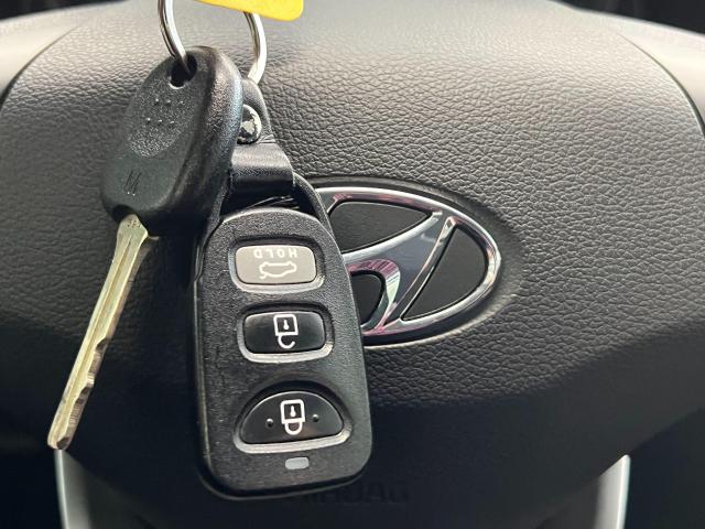 2019 Hyundai Elantra Preferred+ApplePlay+CAM+Heated Seats+CLEAN CARFAX Photo15