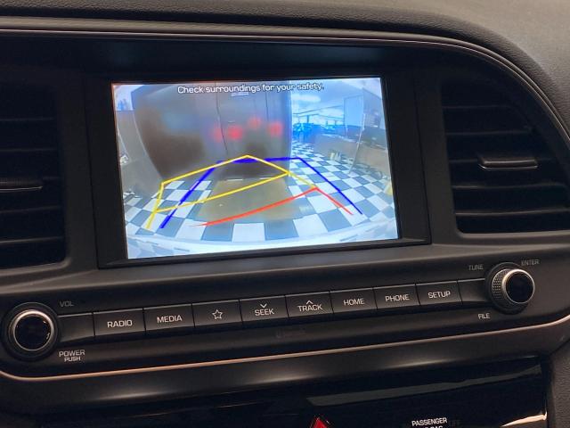 2019 Hyundai Elantra Preferred+ApplePlay+CAM+Heated Seats+CLEAN CARFAX Photo33