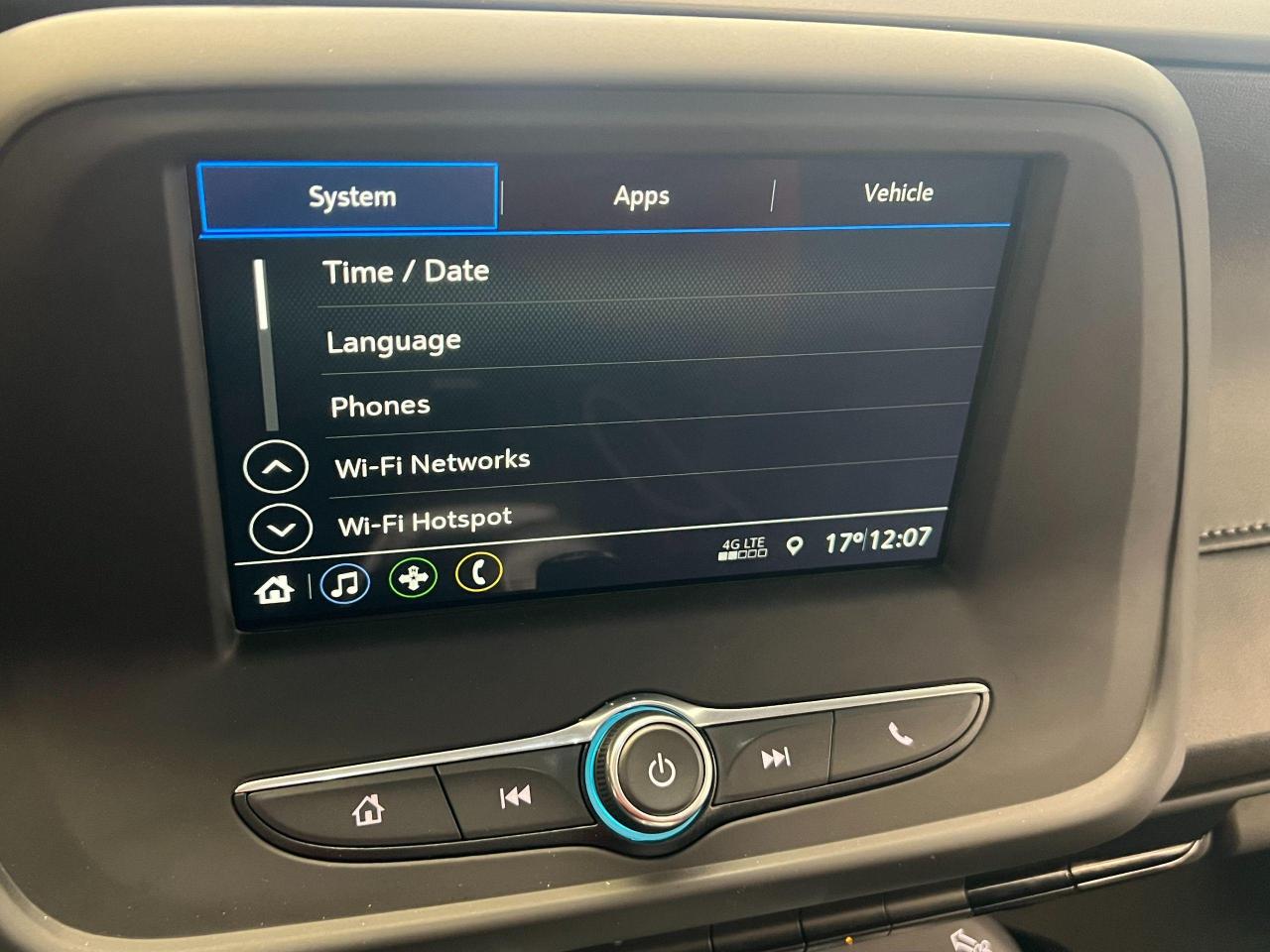 2019 Chevrolet Camaro LS 2.0T+ApplePlay+Camera+Heated Seats+CLEAN CARFAX - Photo #33