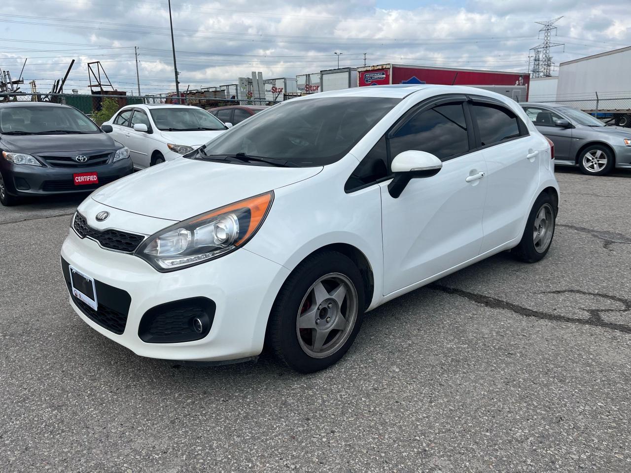 Used 2013 Kia Rio EX for sale in Milton, ON
