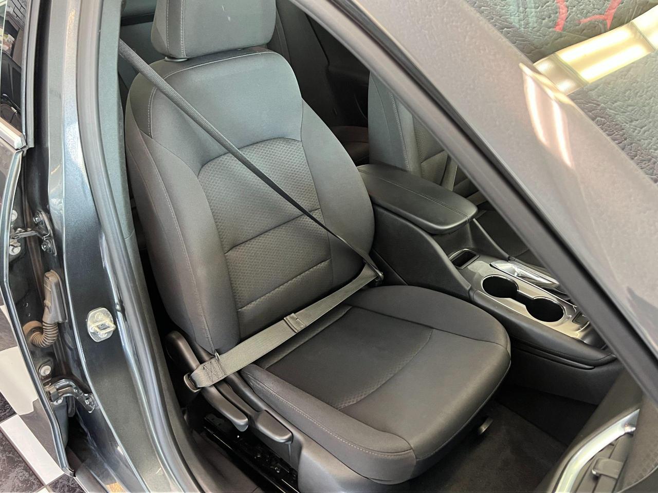 2016 Chevrolet Malibu LT+New TiresRemote Start+Camera+CLEAN CARFAX - Photo #21