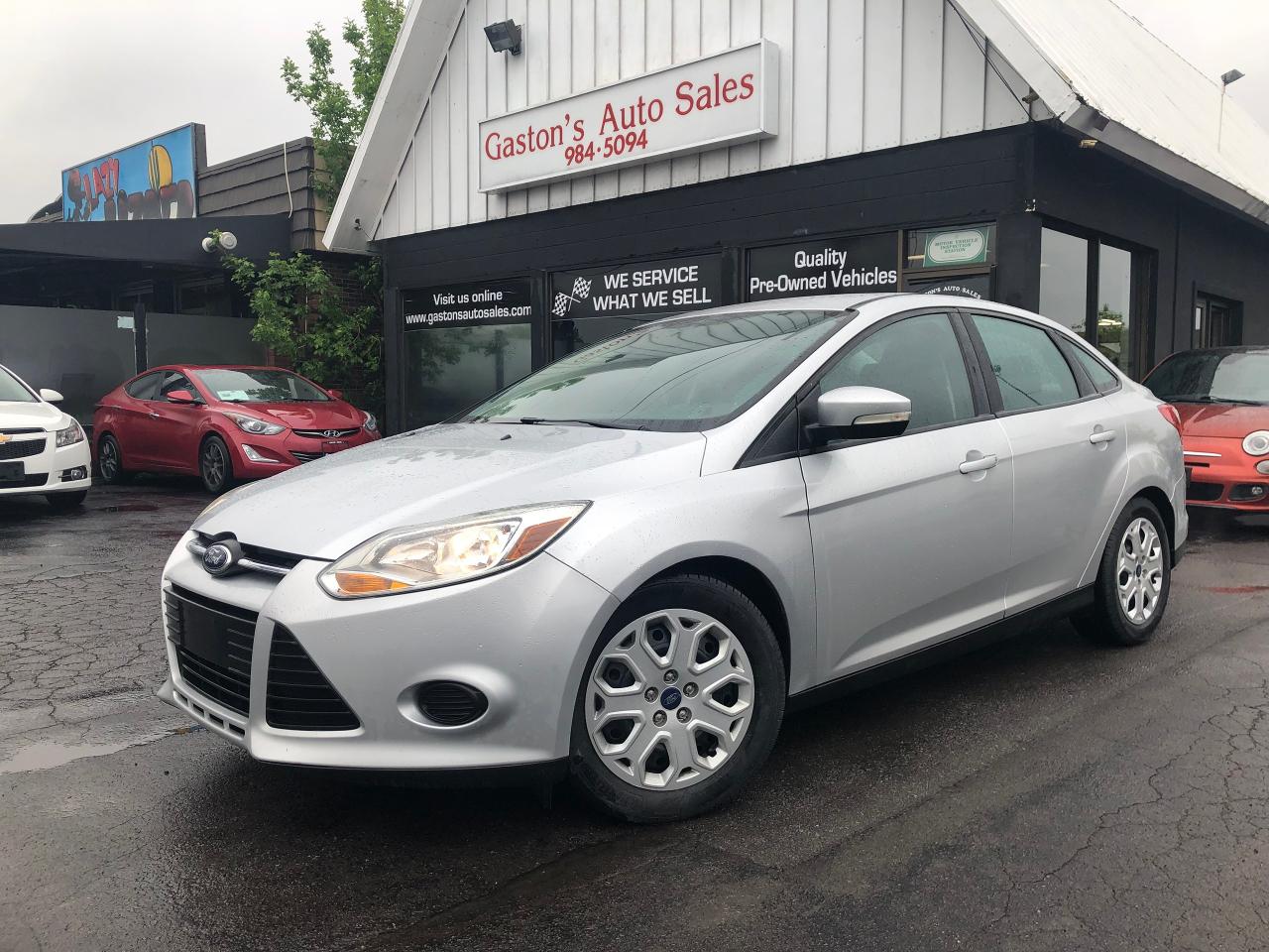 Used 2014 Ford Focus BLUETOOTH! 4CYL GAS MISER! for sale in St Catharines, ON