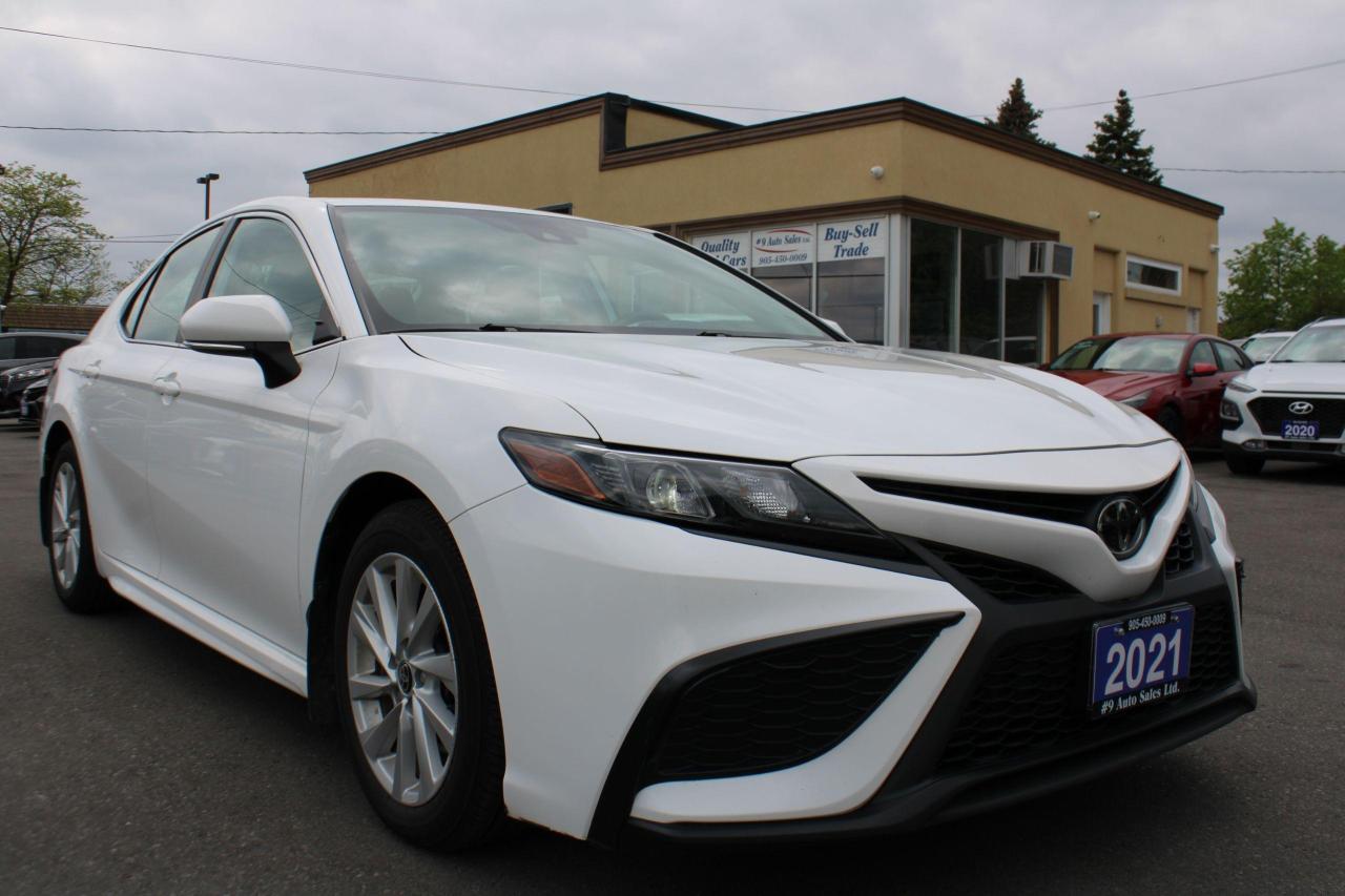 2021 Toyota Camry SE Auto