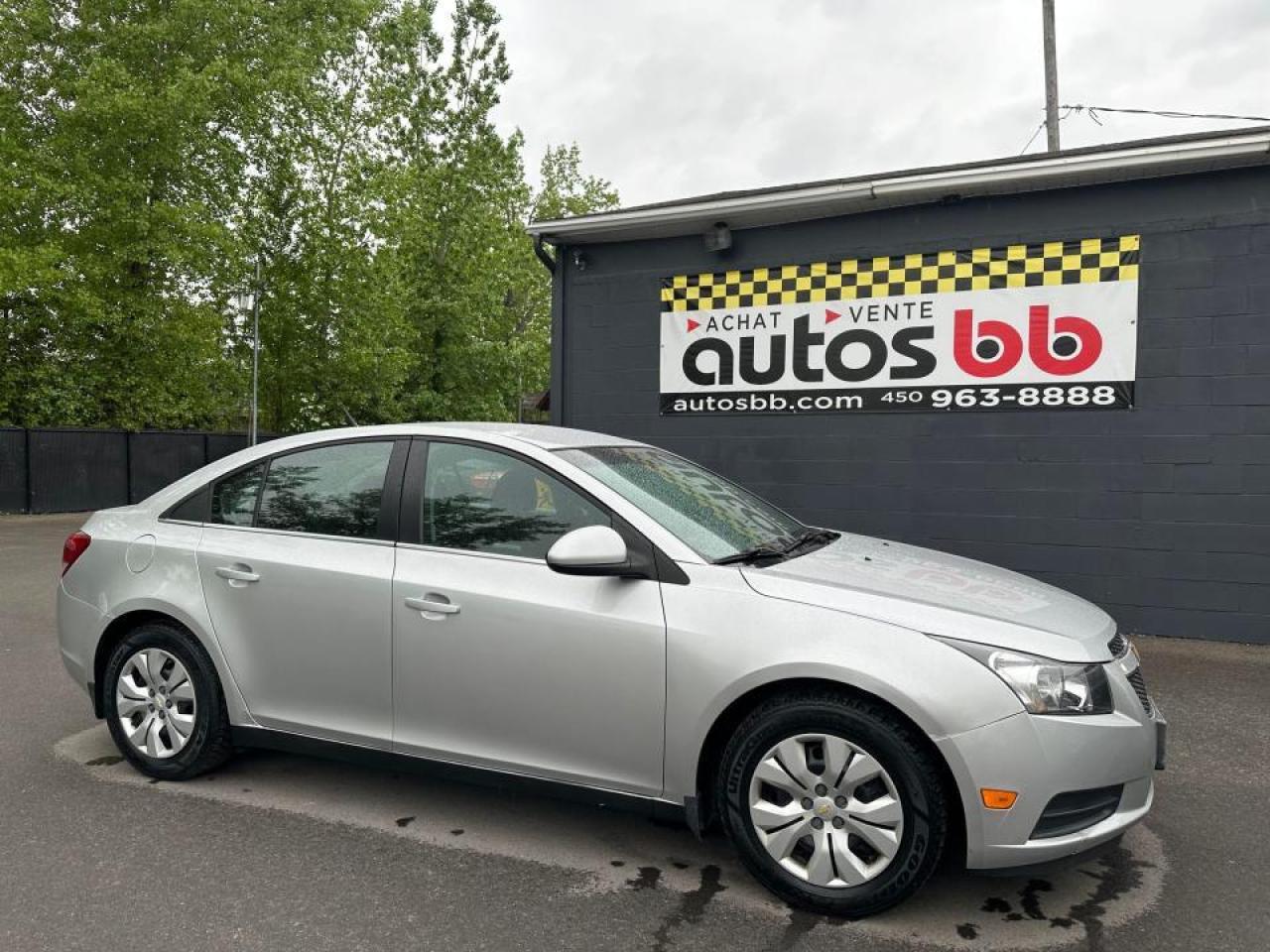 Used 2014 Chevrolet Cruze Berline 4 portes 1LT for sale in Laval, QC