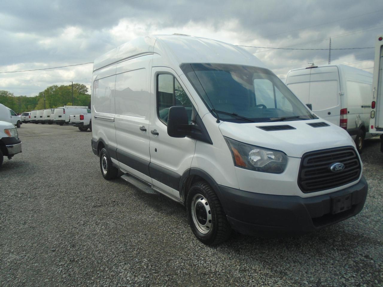 Used 2016 Ford Transit Cargo Van T-250 148  Hi Rf 9000 GVWR Sliding RH Dr for sale in Fenwick, ON
