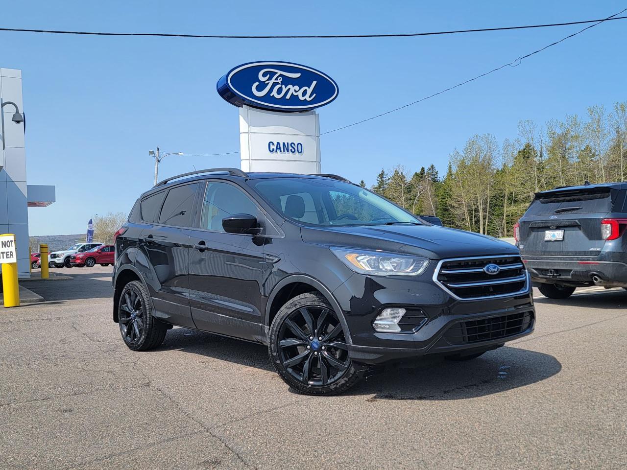 2019 Ford Escape SE W/ SPORT APPEARANCE PACK Photo0