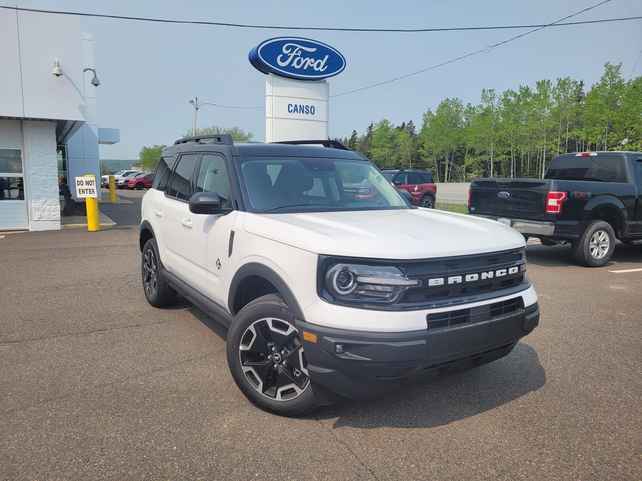 2023 Ford Bronco Sport OUTER BANKS 4X4 Photo0