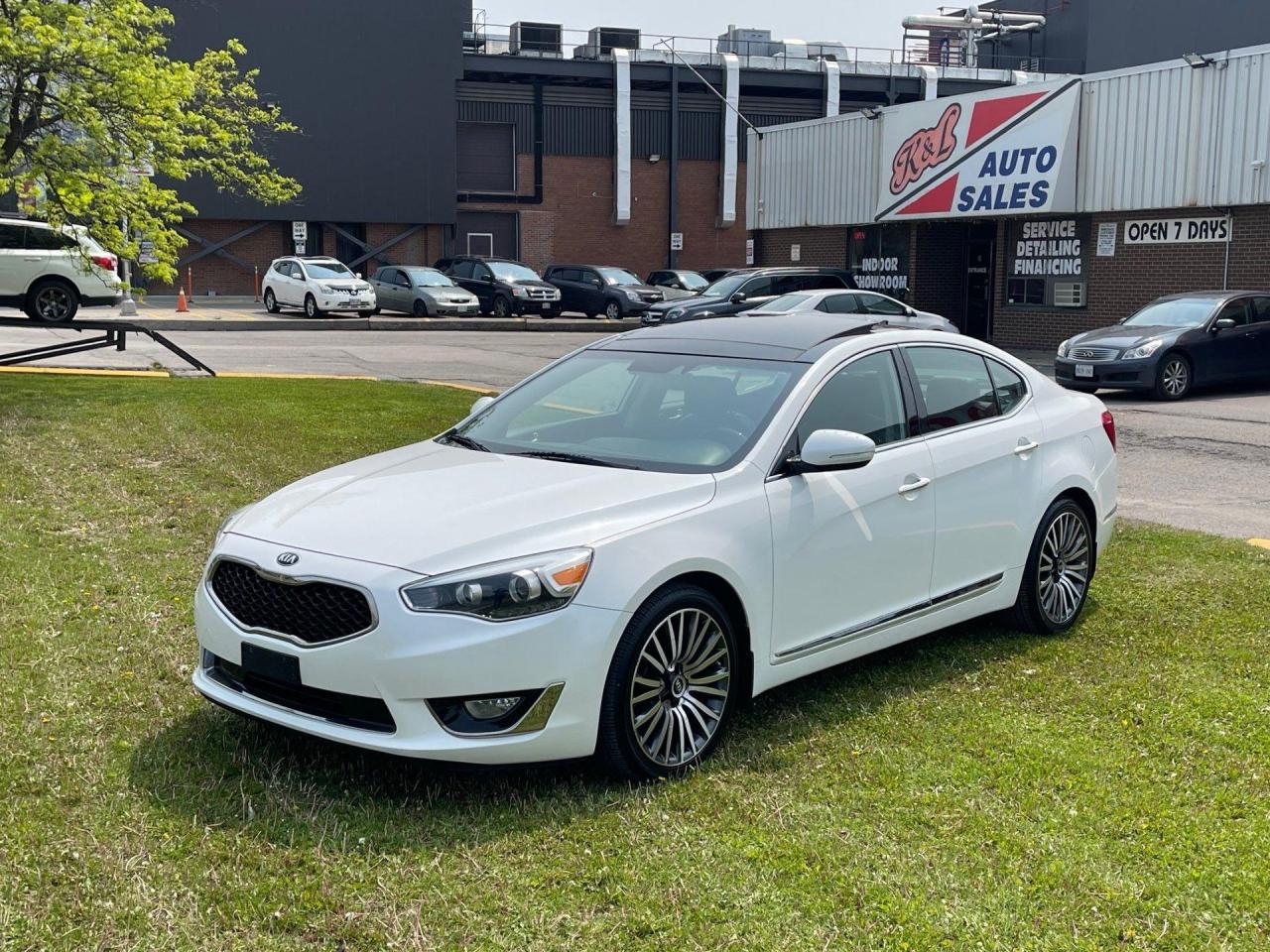 2014 Kia CADENZA Premium ~ LEATHER ~ DUAL ROOF ~ NAV ~ REAR CAMERA - Photo #1