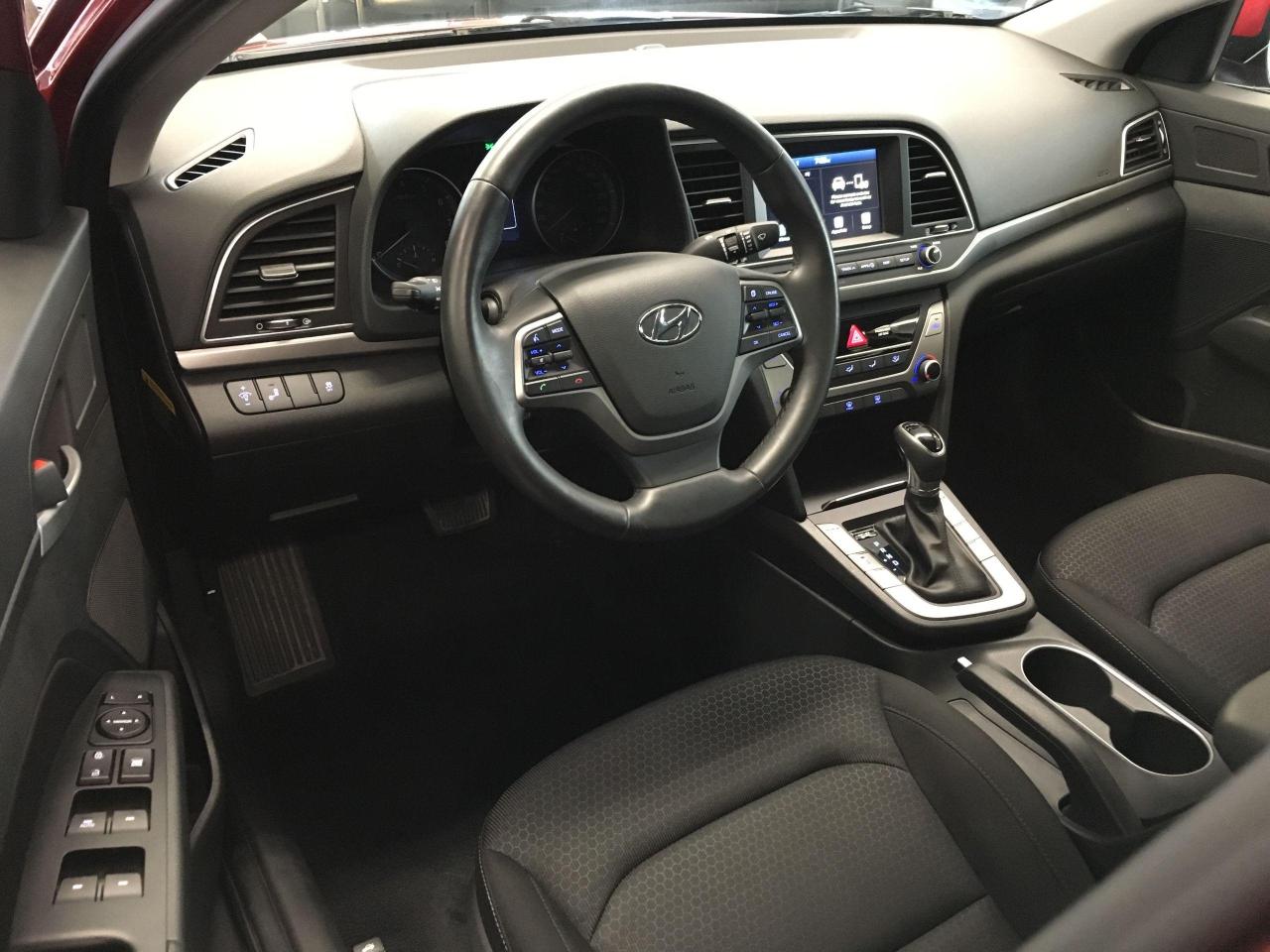 2018 Hyundai Elantra GL+New Tires+Camera+Blind Spot+CLEAN CARFAX Photo18