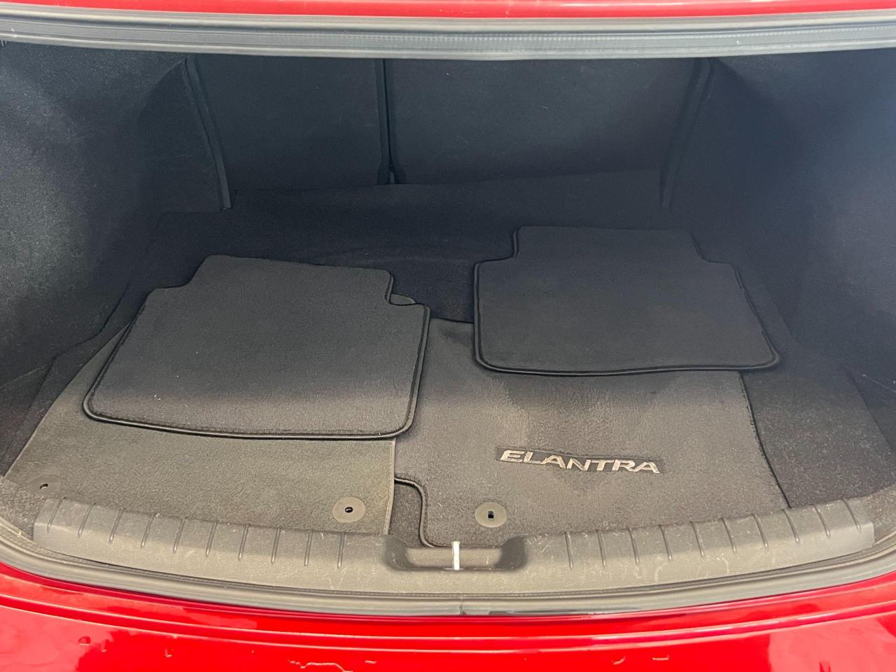 2018 Hyundai Elantra GL+New Tires+Camera+Blind Spot+CLEAN CARFAX - Photo #27