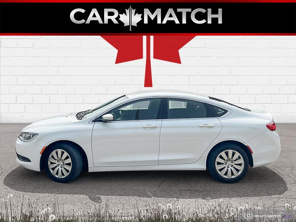 2016 Chrysler 200 LX / AUTO / AC / POWER GROUP / ONLY 133,000KM - Photo #4