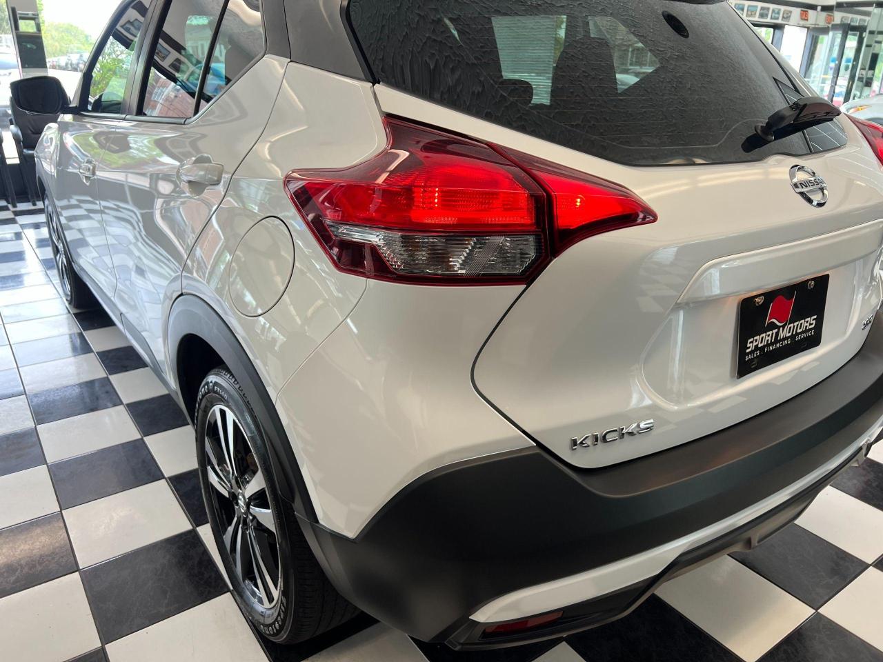 2019 Nissan Kicks SR+Leather+ApplePlay+BlindSpot+CLEAN CARFAX Photo44