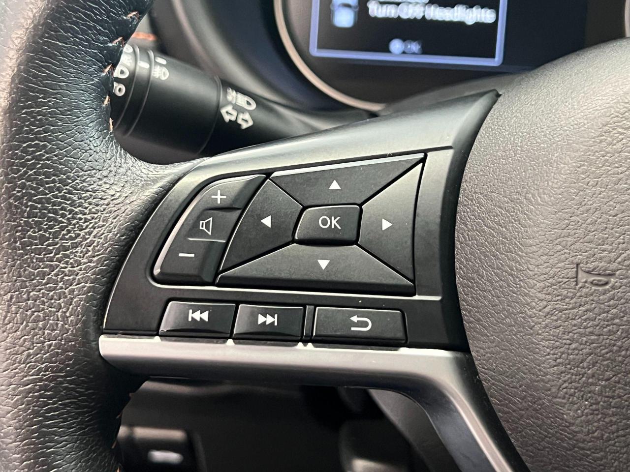 2019 Nissan Kicks SR+Leather+ApplePlay+BlindSpot+CLEAN CARFAX Photo49
