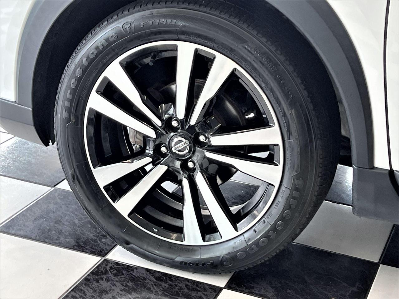 2019 Nissan Kicks SR+Leather+ApplePlay+BlindSpot+CLEAN CARFAX Photo56