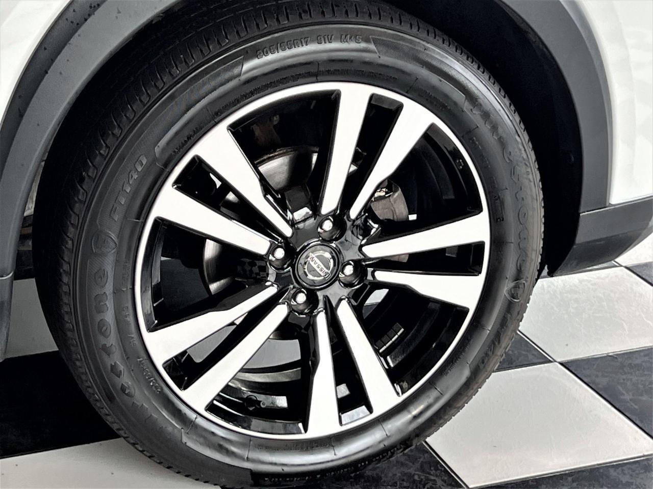 2019 Nissan Kicks SR+Leather+ApplePlay+BlindSpot+CLEAN CARFAX Photo59