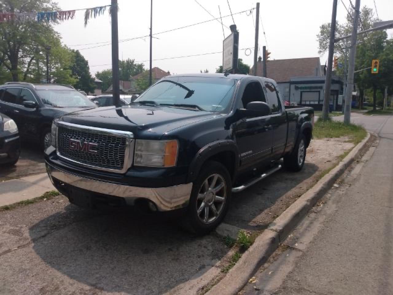 Used 2007 GMC Sierra 1500 SLE - Z71 PACKAGE! for sale in St. Catharines, ON