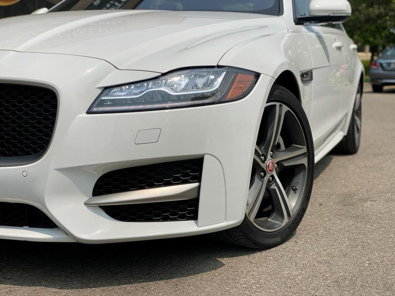 2019 Jaguar XF R-Sport Photo2