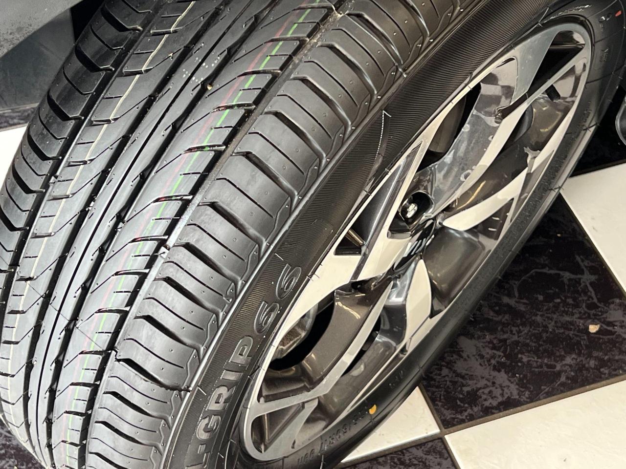 2020 Kia Sportage LX AWD+New Tires & Brakes+ApplePlay+CLEAN CARFAX - Photo #11